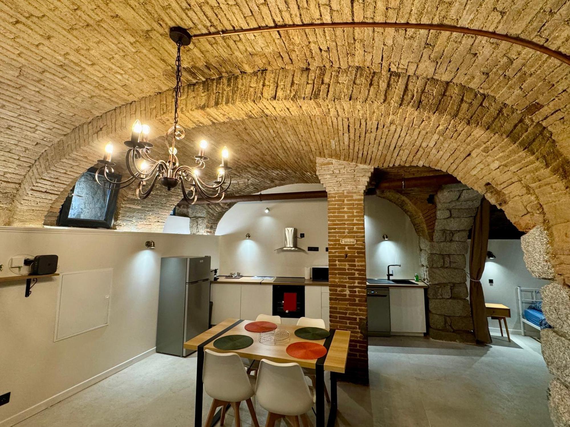 Loft De Charme En Centre Ville Сартен Экстерьер фото